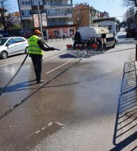 Община Хасково продължава да изпълнява своите задължения по отношение на почистването и миенето на улиците в Хасково